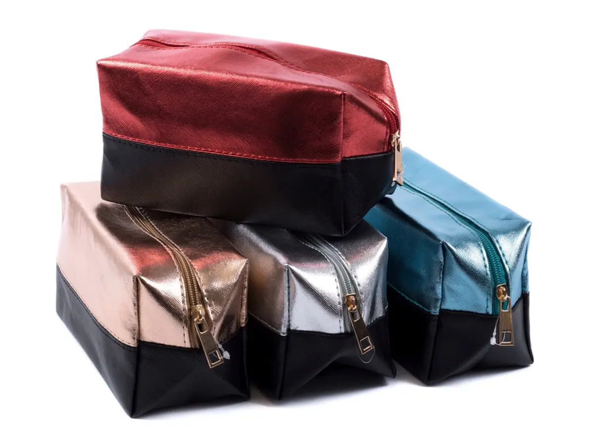 КОСМЕТИЧКА из искусственной кожи "Шайн" 18*8*10 см (арт. 26232416, код 182459)