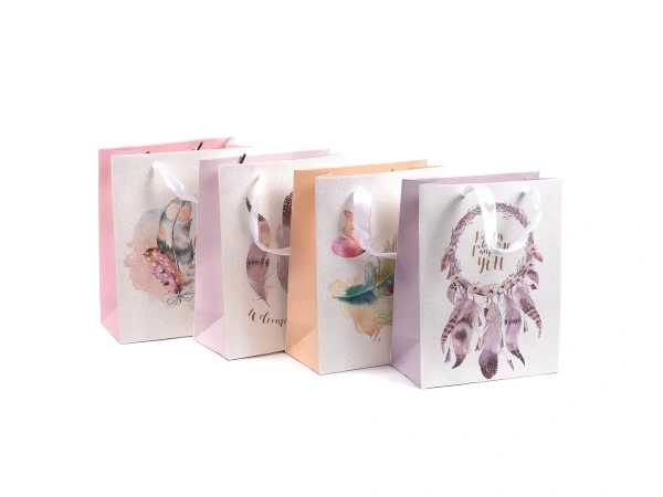 ПАКЕТ ДЛЯ ПОДАРКОВ бумажный 18*23*9 см (арт. PK15101, код 215423)