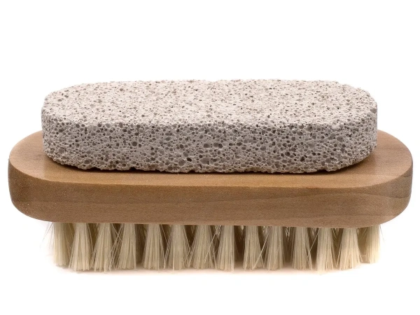 ЩЕТКА с пемзой на дерев. ручке 10*4 см (арт. 5110-1002, код 991992)